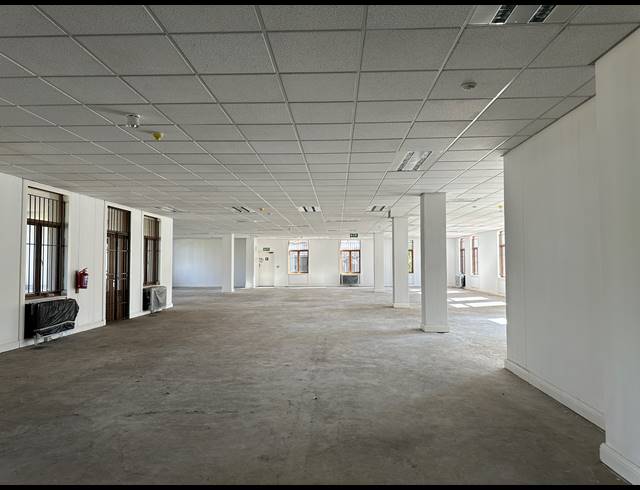 3,731M² OFFICE TO LET IN SANDTON CENTRAL